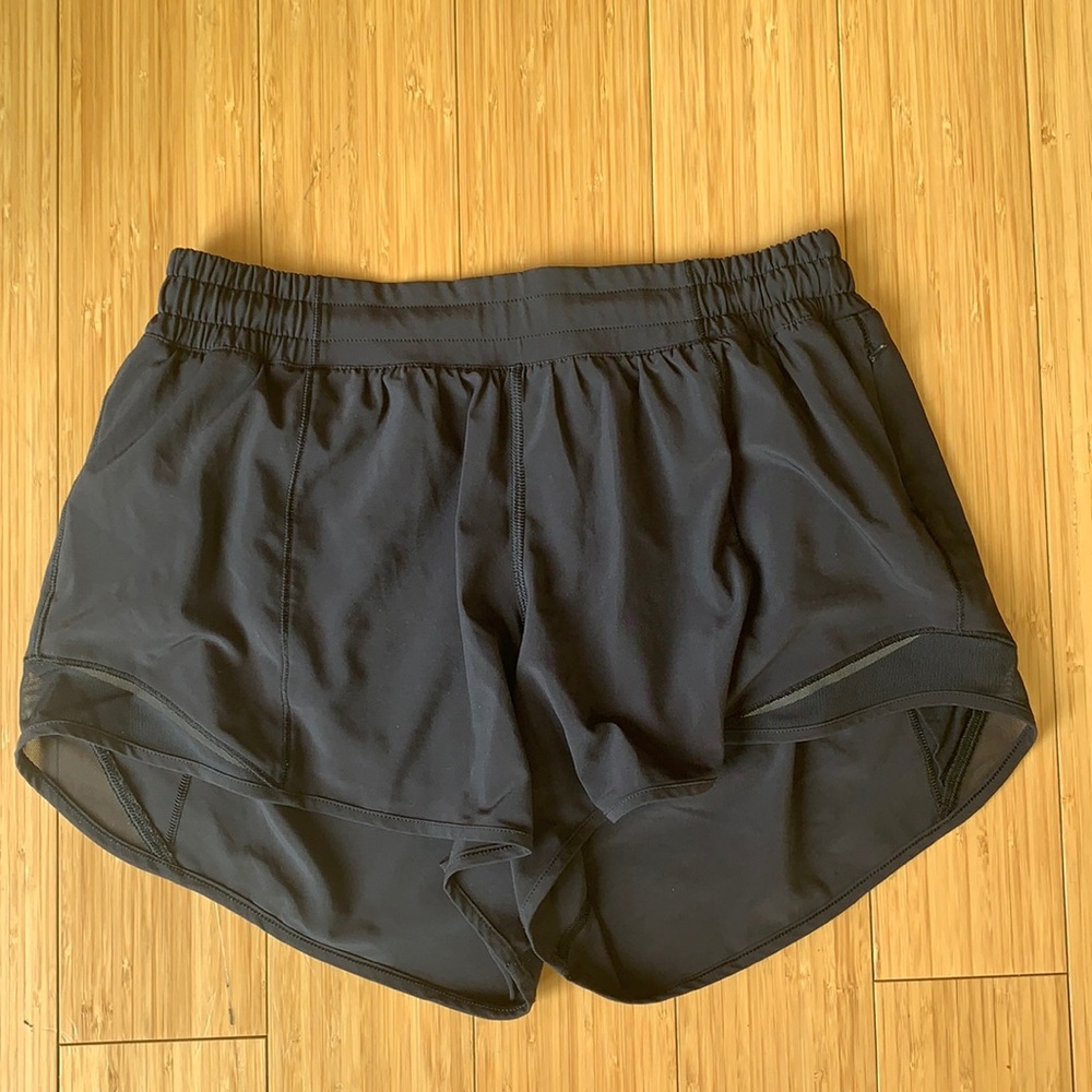 Lululemon shorty Hot Shorts